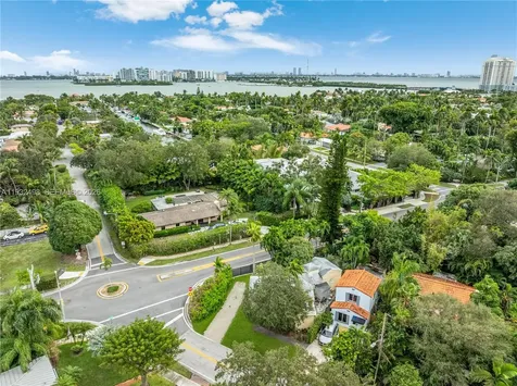 8634 NE 10th Avenue Miami FL 33138