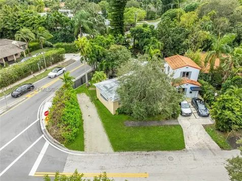 8634 NE 10th Avenue Miami FL 33138