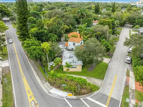8634 NE 10th Avenue Miami FL 33138