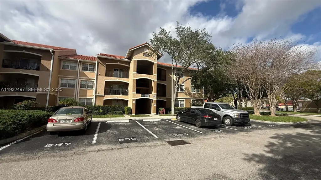 220 SW 116th Avenue Pembroke Pines FL 33025