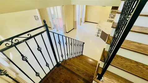 1094 Redwood Street Hollywood FL 33019