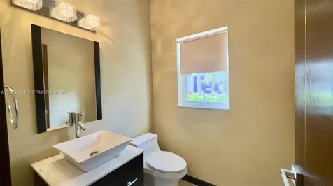 1094 Redwood Street Hollywood FL 33019