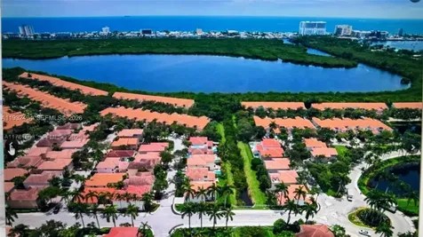1094 Redwood Street Hollywood FL 33019