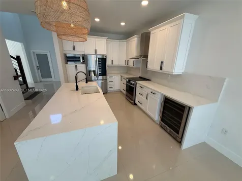107 SE 22nd Terrace Homestead FL 33033