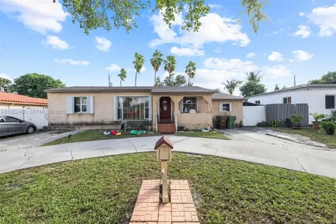 60 W 61st Street Hialeah FL 33012