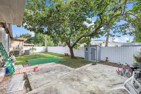 60 W 61st Street Hialeah FL 33012