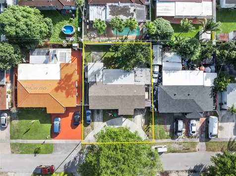 60 W 61st Street Hialeah FL 33012
