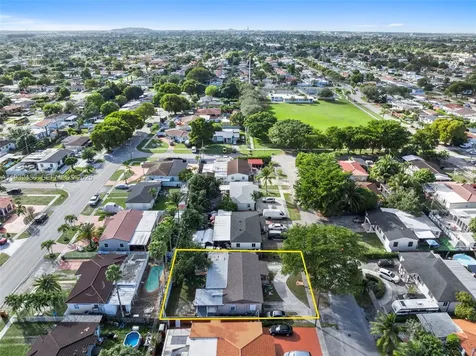 60 W 61st Street Hialeah FL 33012