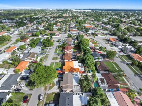 60 W 61st Street Hialeah FL 33012
