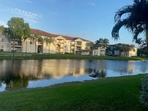8060 N Nob Hill Road Tamarac FL 33321