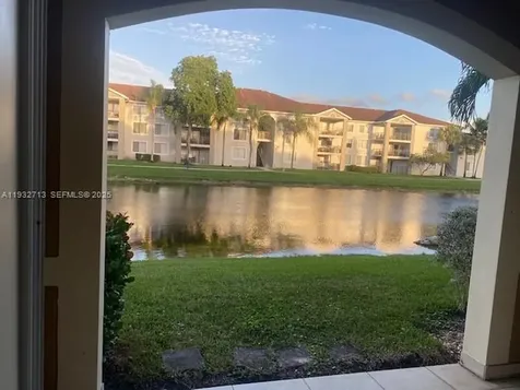 8060 N Nob Hill Road Tamarac FL 33321