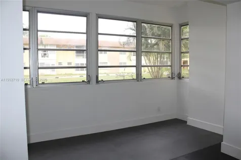 5140 SW 40th Avenue Dania Beach FL 33314