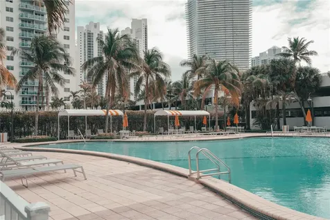 19380 Collins Avenue Sunny Isles Beach FL 33160