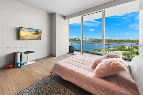 Bal Harbour FL 33154