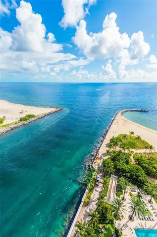 Bal Harbour FL 33154