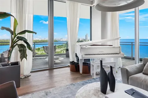 Bal Harbour FL 33154