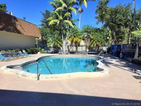 15385 S Dixie Hwy 22 Highway Palmetto Bay FL 33157