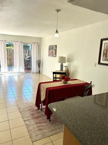 15385 S Dixie Hwy 22 Highway Palmetto Bay FL 33157