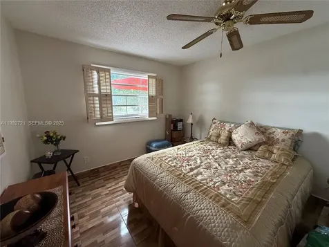 4270 NW 40th Street Lauderdale Lakes FL 33319