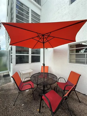4270 NW 40th Street Lauderdale Lakes FL 33319