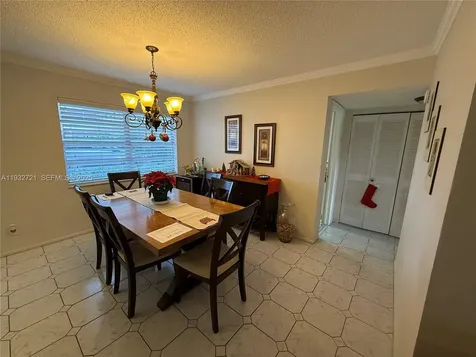 4270 NW 40th Street Lauderdale Lakes FL 33319