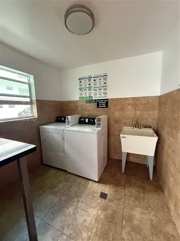 4270 NW 40th Street Lauderdale Lakes FL 33319