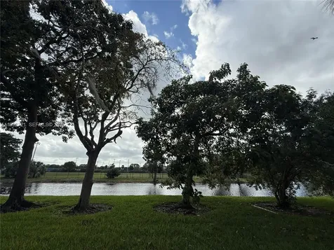 4270 NW 40th Street Lauderdale Lakes FL 33319