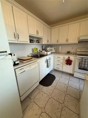 4270 NW 40th Street Lauderdale Lakes FL 33319