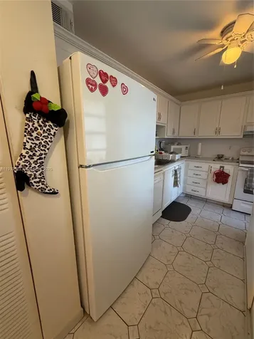 4270 NW 40th Street Lauderdale Lakes FL 33319
