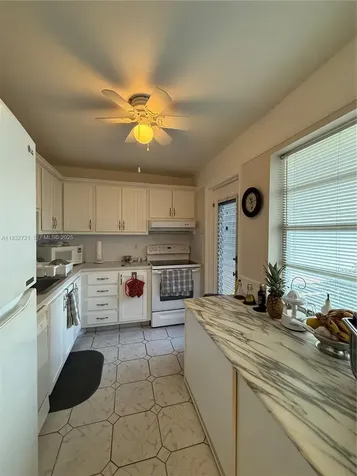 4270 NW 40th Street Lauderdale Lakes FL 33319