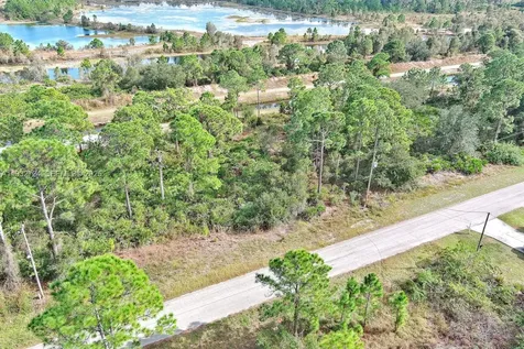 1261 Naples Avenue S Fort Myers FL 33913