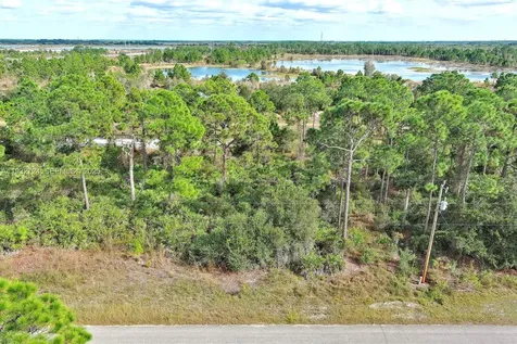 1261 Naples Avenue S Fort Myers FL 33913