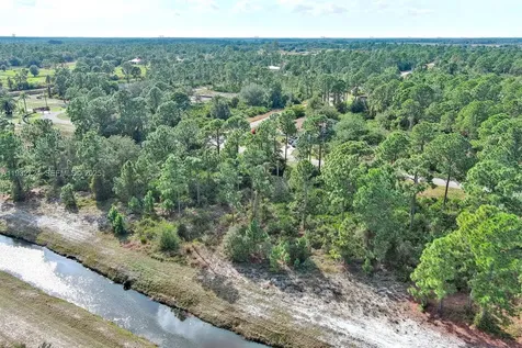 1261 Naples Avenue S Fort Myers FL 33913