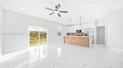 915 Mayfield Avenue S Lehigh Acres FL 33974