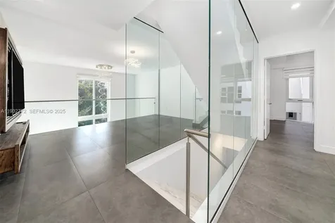 455 NE 39th Street Miami FL 33137