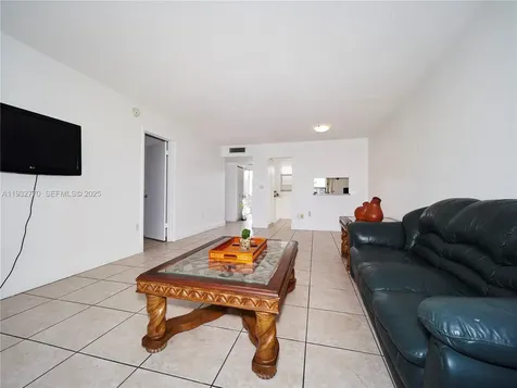 2861 Leonard Drive Aventura FL 33160
