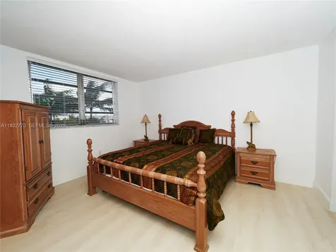 2861 Leonard Drive Aventura FL 33160