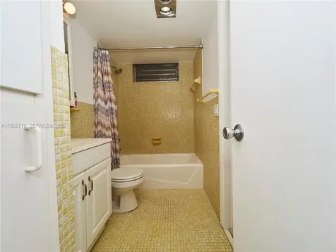 2861 Leonard Drive Aventura FL 33160