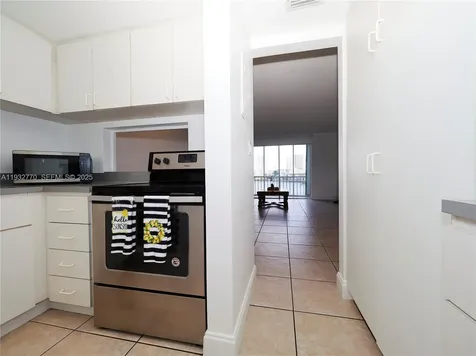 2861 Leonard Drive Aventura FL 33160