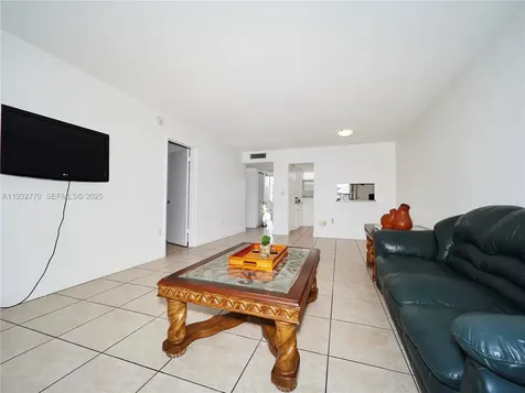 2861 Leonard Drive Aventura FL 33160