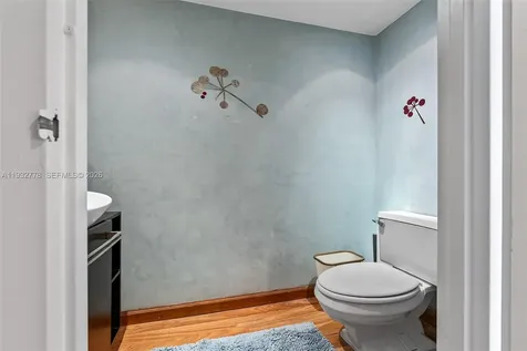 555 NE 15th Street Miami FL 33132