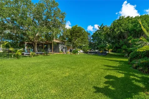 14400 NE 4th Avenue Miami FL 33161