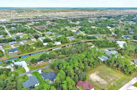 3847 Highlight Street Fort Myers FL 33905