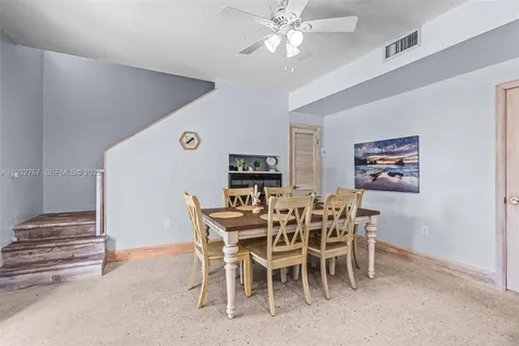 517 NE 2nd Place Dania Beach FL 33004