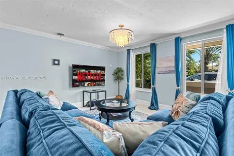 517 NE 2nd Place Dania Beach FL 33004