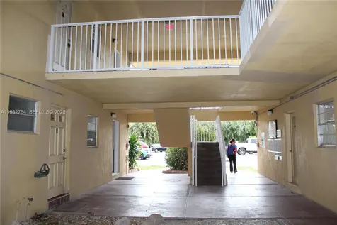 5140 SW 40th Avenue Dania Beach FL 33314