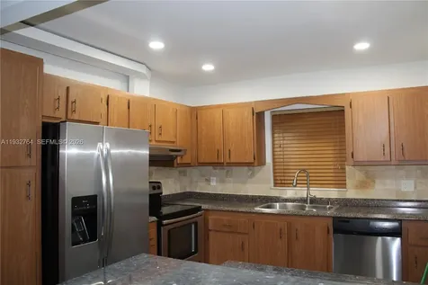 5140 SW 40th Avenue Dania Beach FL 33314