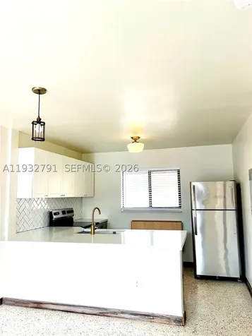 910 SW 4th Avenue Miami FL 33130
