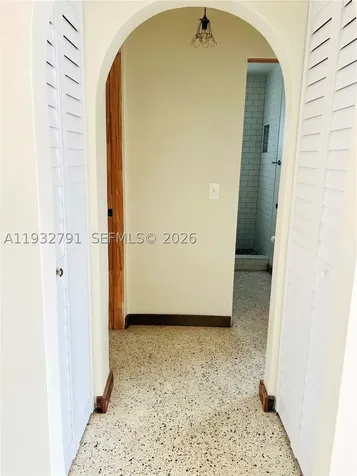 910 SW 4th Avenue Miami FL 33130