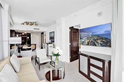 4391 Collins Avenue Miami Beach FL 33140